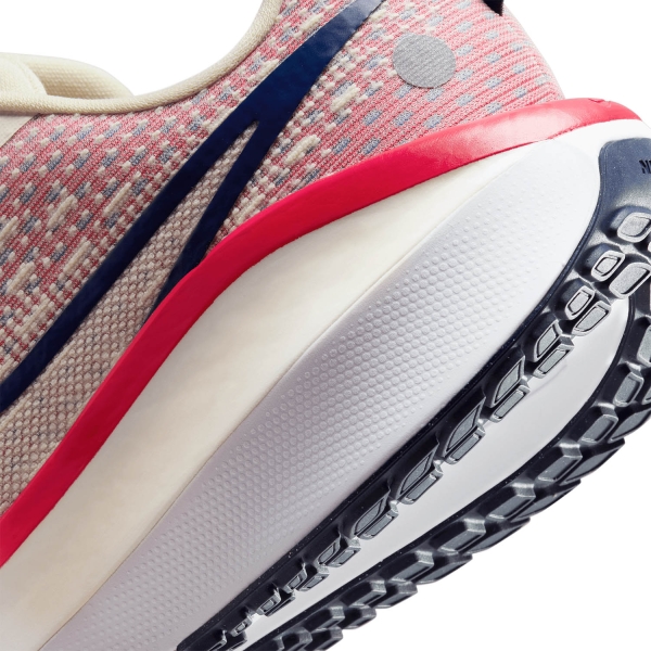 Nike Vomero 17 - Sea Glass/Midnight Navy/University Red