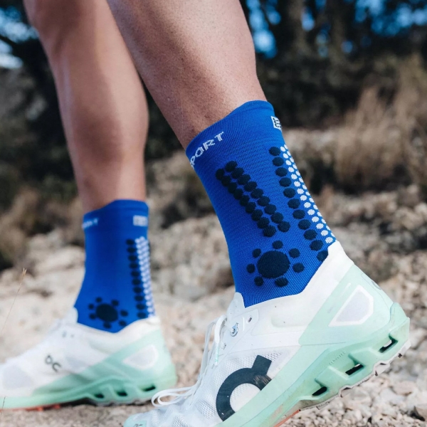 Compressport Pro Racing V4.0 Trail Calze - Dazz Blue/Blues