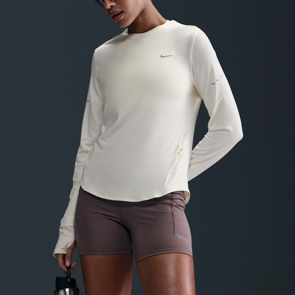 Women's Running Shirt Nike DriFIT Swift Shirt  Sail/Reflective Silver HQ0503133