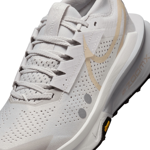 Nike Zegama Trail 2 - Vast Grey/Sand Drift/Summit White/Black