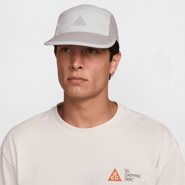 Cappellini e Visiere Nike ACG Fly Cappello  Photon Dust/College Grey IH8673025