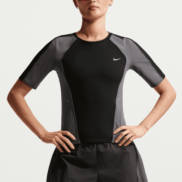 Women's Running T-Shirts Nike Swift DriFIT TShirt  Black/Iron Grey/Reflective Silver IQ0173010