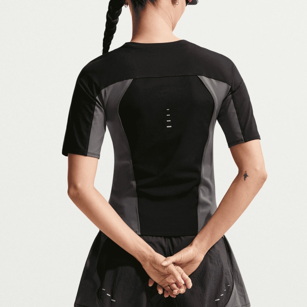 Nike Swift Dri-FIT T-Shirt - Black/Iron Grey/Reflective Silver