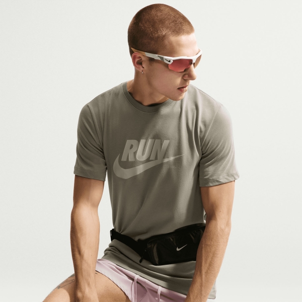 Nike Dri-FIT Swoosh T-Shirt - Silver Sage/Spruce Fog