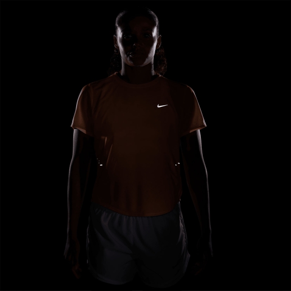 Nike Swift Breathe T-Shirt - Orange Pulse/Photon Dust/Reflective Silver