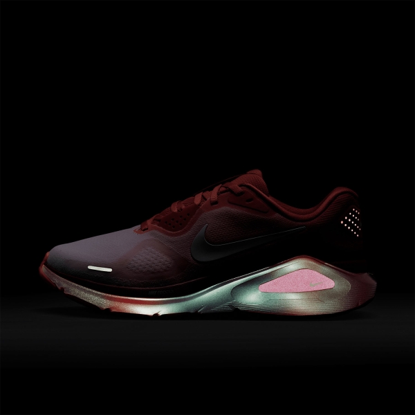 Nike Structure 26 SE - Light Redwood/Barely Green/Team Red