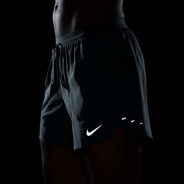 Nike Stride Dri-FIT 5in Shorts - Mineral Slate/Reflective Silver