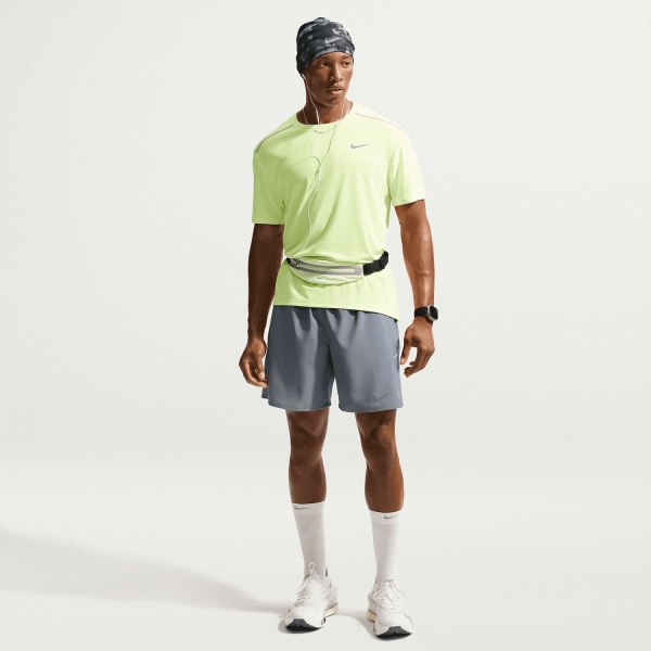 Nike Miler 2 in 1 7in Pantaloncini - Smoke Grey/Reflective Silver