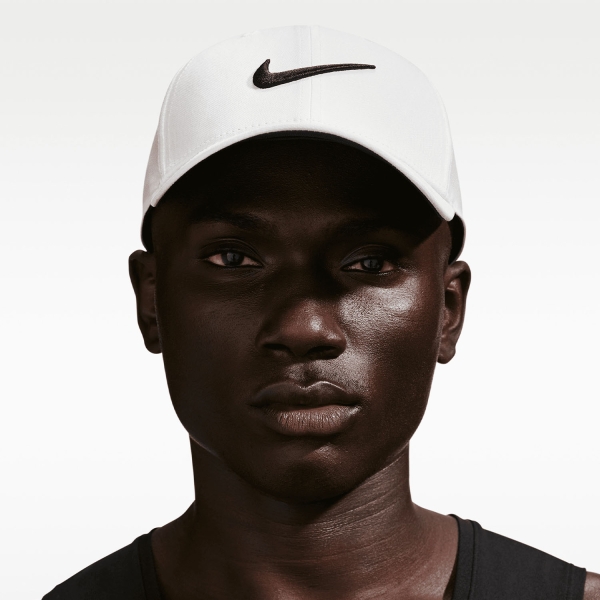 Hats & Visors Nike DriFIT Club Logo Cap  Sail/Black FB5625133