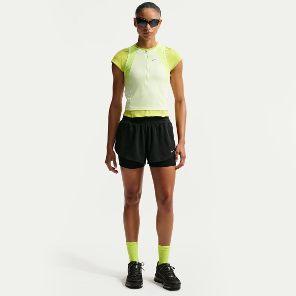 Nike Flow 2 in 1 2.5in Pantaloncini - Black/Reflective Silver