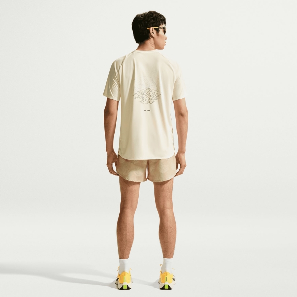 Nike Stride Distant Dreams 5in Shorts - Linen