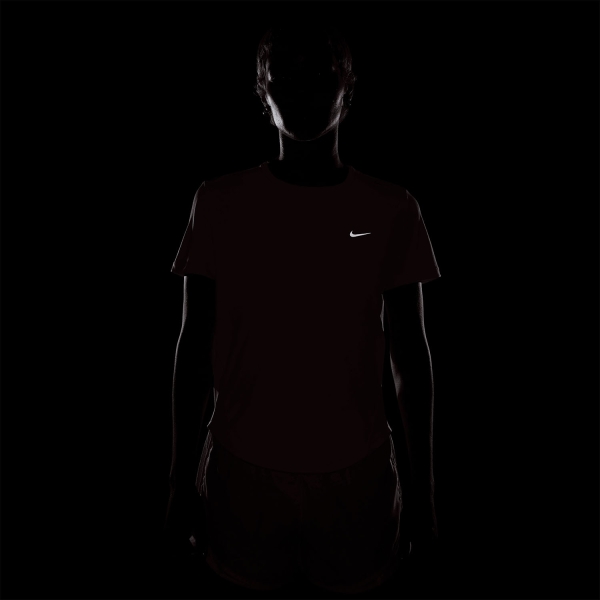 Nike Tempo T-Shirt - Pink Smoke/Reflective Silver