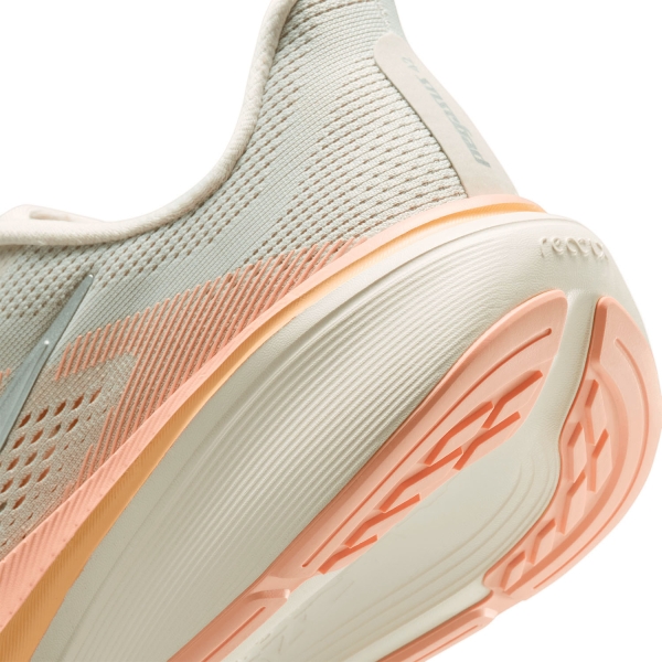 Nike Pegasus 42 - Light Bone/Metallic Silver/Arctic Orange