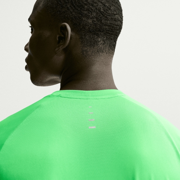 Nike Dri-FIT ADV Stride T-Shirt - Green Spark/Reflective Silver