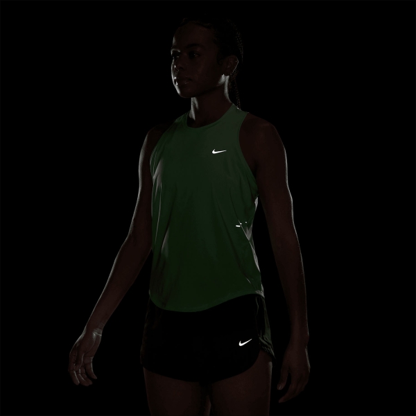 Nike Dri-FIT Swift Tank - Illusion Green/Reflective Silver