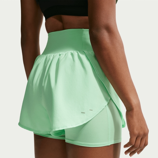 Nike Flow Pro 2 in 1 2.5in Shorts - Cucumber Calm/Reflective Silver