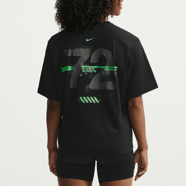 Nike Dri-FIT Swift Graphic T-Shirt - Black/Illusion Green