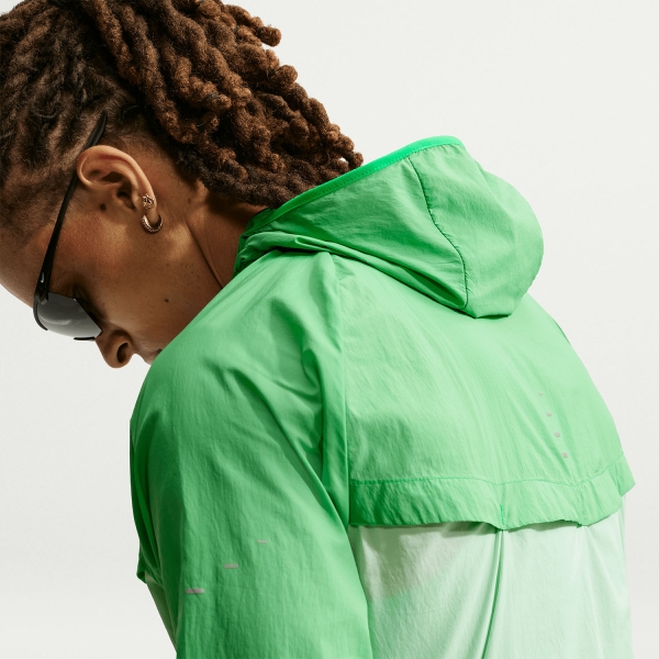 Nike Dri-FIT UV Stride Jacket - Green Spark/Cucumber Calm/Reflective Silver
