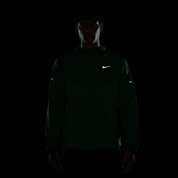 Nike Dri-FIT UV Stride Jacket - Green Spark/Cucumber Calm/Reflective Silver