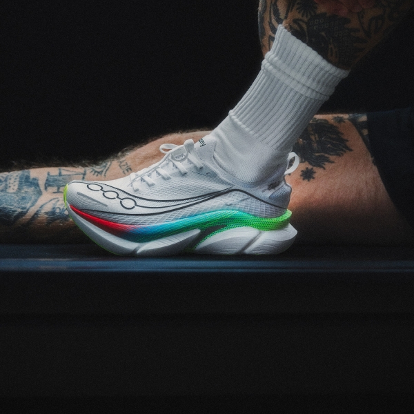 Saucony Endorphin Elite 3 - White/Multi