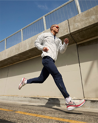 Nike Vomero 17