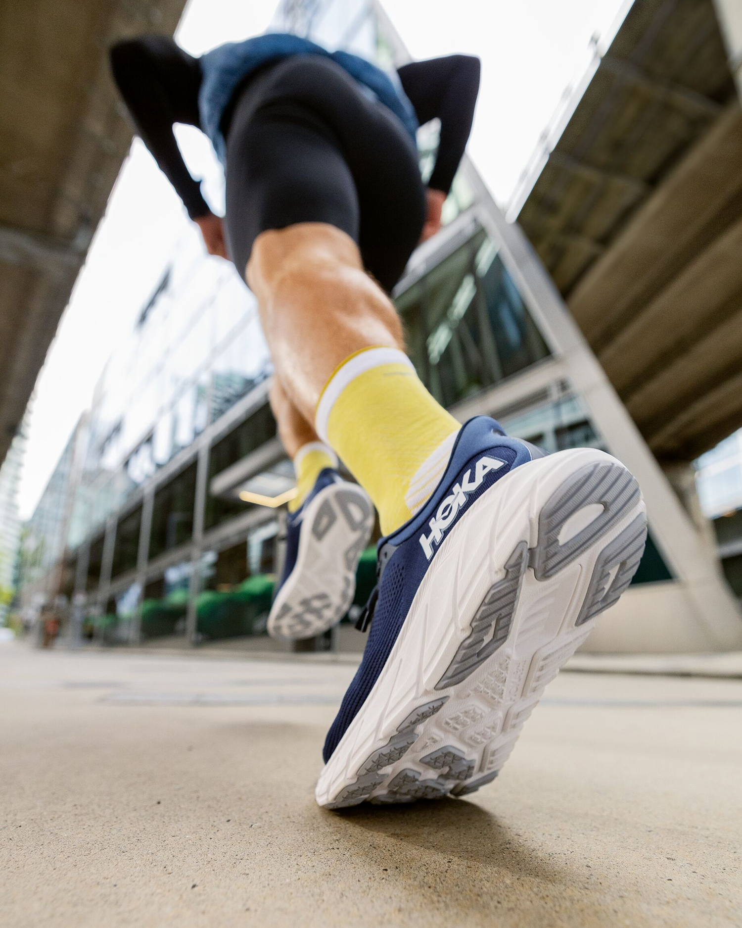 Hoka Arahi 7